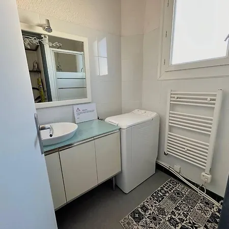 T2 Renove Pres De La Avec Balcon A - Fr-1-388-222